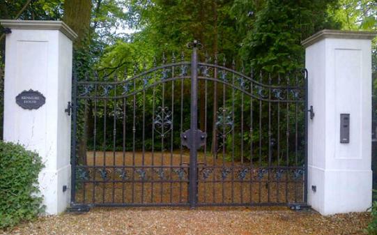 S-Top Metal Gates