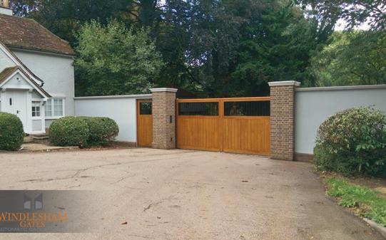 Flat Top Sliding Electric Gate with Pedestrian Gate