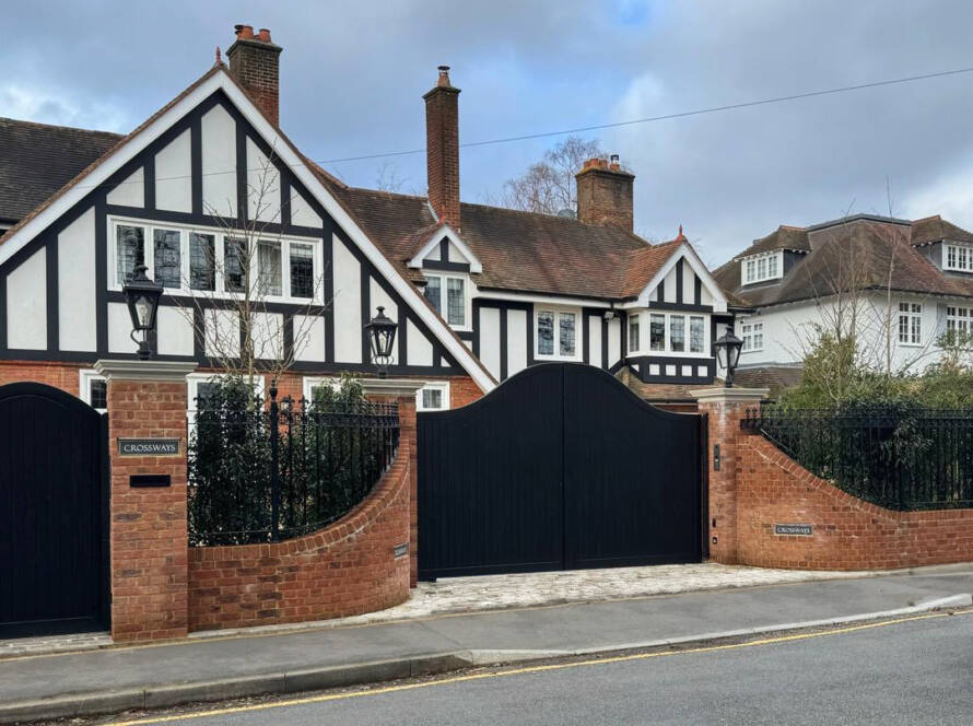 A Complete Guide to Electric Gates