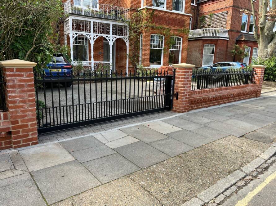 Choosing the Right Electric Gate: Swing, Sliding, and Bi-Parting Options Explained
