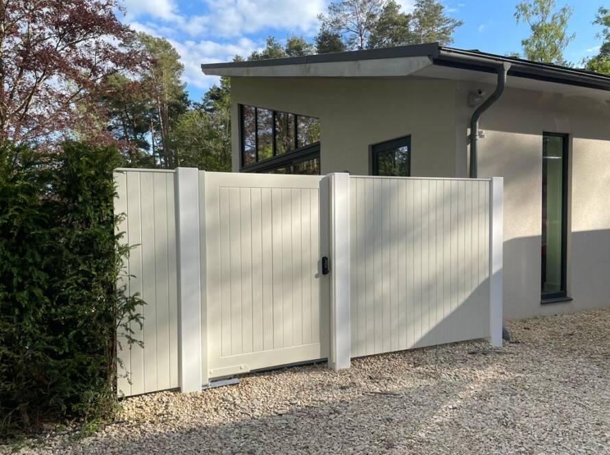 Essential Electric Gate Maintenance Tips