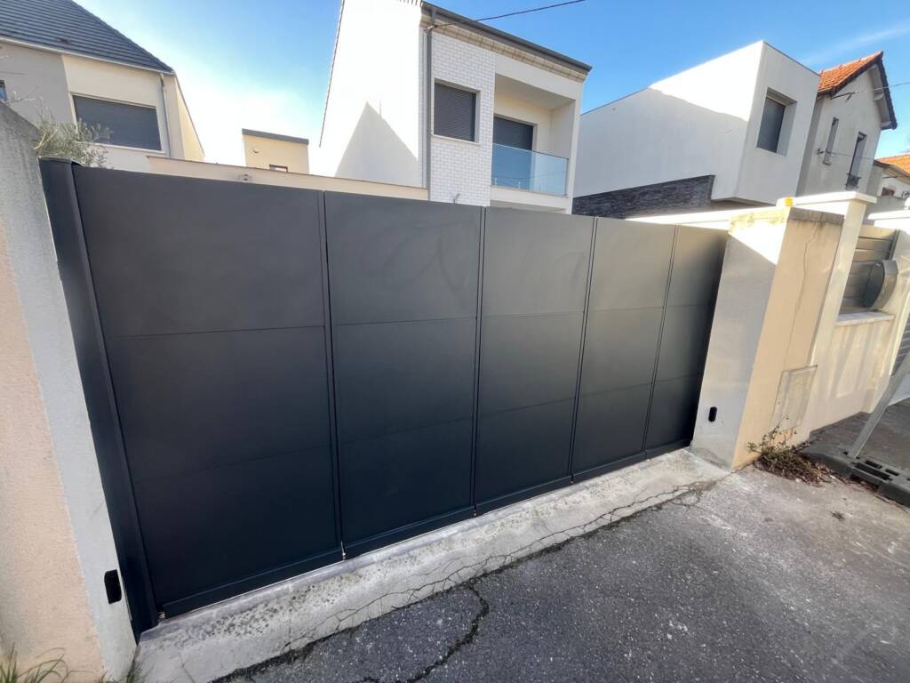 Should I get Electric Gates in Surrey in 2026?